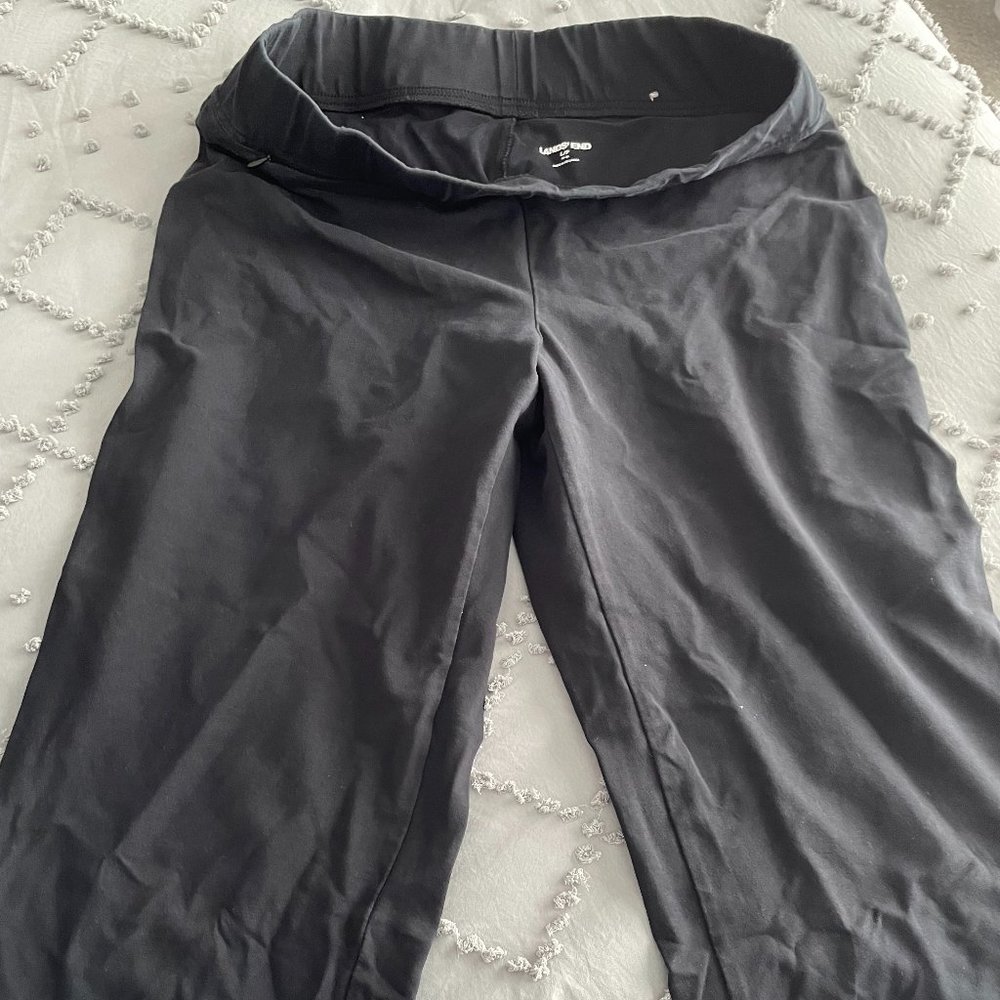Land's End Pull on Crop Pants - Petite Large